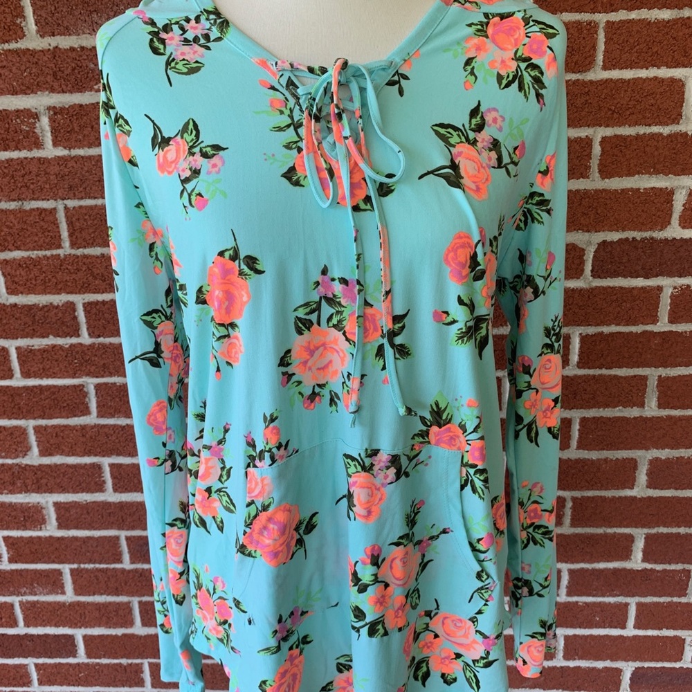 NWOT Floral Long Sleeve Hooded Shirt